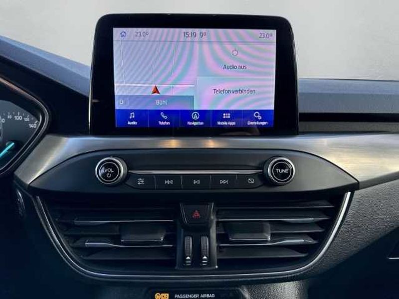 Ford Focus Titanium 1.5 EcoBlue Navi LED Kurvenlicht ACC Apple CarPlay Android Auto