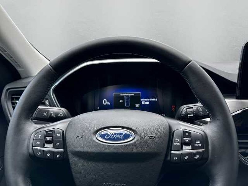 Ford Kuga Titanium Plug-In Hybrid AHK-klappbar Navi Soundsystem B & O ACC Apple CarPlay An
